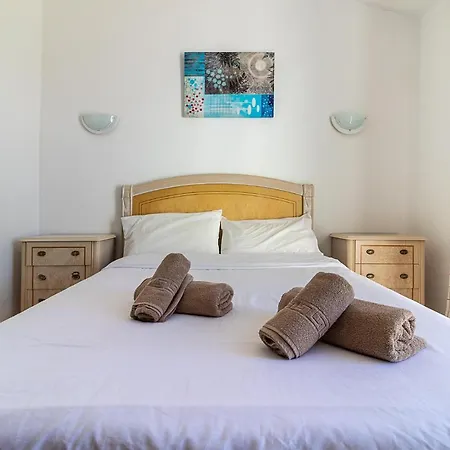 Holiday home Flatguest Casa Lola La Oliva