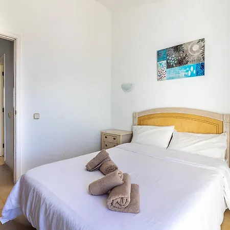Holiday home Flatguest Casa Lola *
